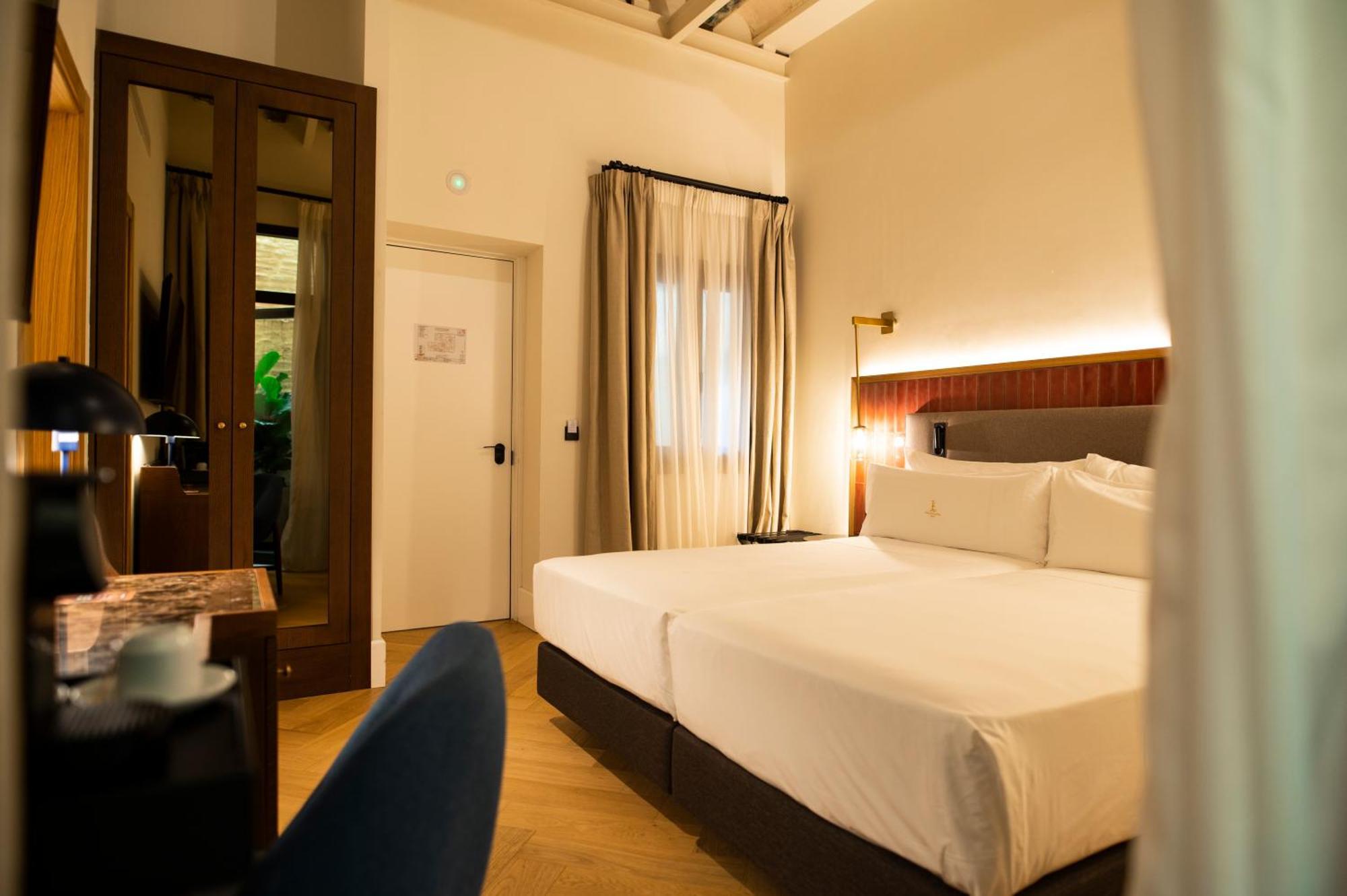 Legado Magdalena Hotel Seville Exterior photo